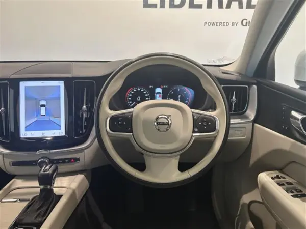 2019 Volvo Xc60 — photo 3 | Tuminion Kenya