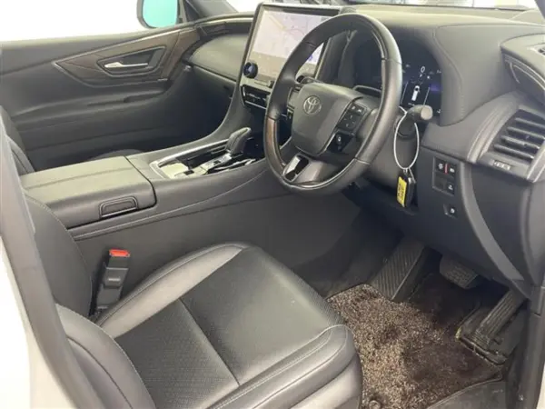 2024 Toyota Alphard — photo 8 | Tuminion Kenya