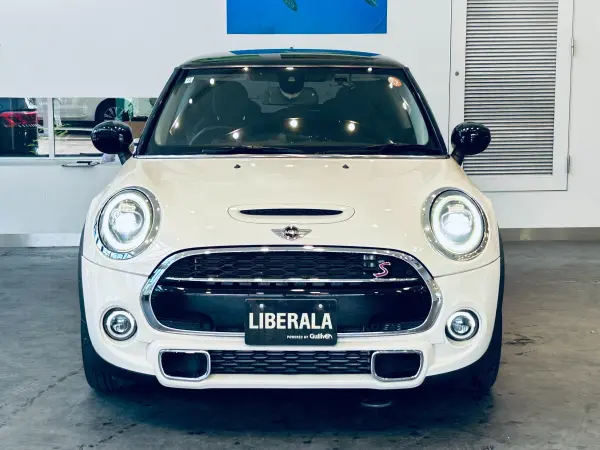 2020 Mini Cooper — photo 8 | Tuminion Kenya