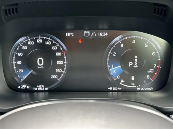 2021 Volvo Xc60 — photo 2 | Tuminion Kenya