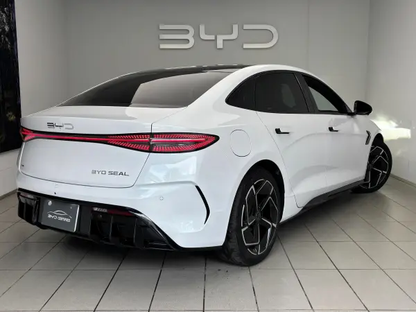 2025 Byd Seal — photo 2 | Tuminion Kenya