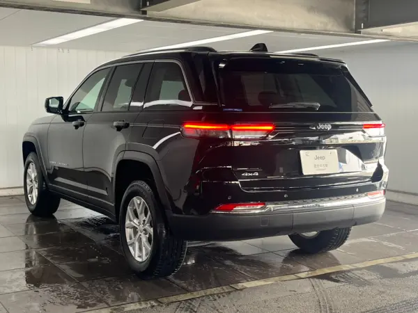 2024 Jeep Grand Cherokee — photo 2 | Tuminion Kenya