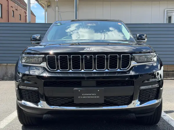 2024 Jeep Grand Cherokee — photo 2 | Tuminion Kenya