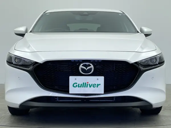 2021 Mazda 3 Fastback — photo 8 | Tuminion Kenya