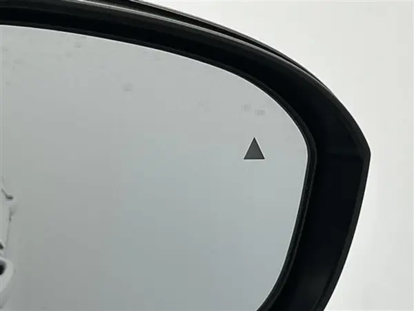 2022 Mitsubishi Outlander — photo 8 | Tuminion Kenya