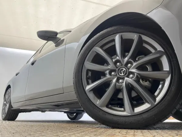 2024 Mazda 3 Fastback — photo 9 | Tuminion Kenya