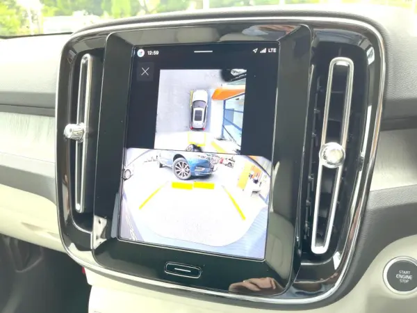 2025 Volvo Xc40 — photo 7 | Tuminion Kenya
