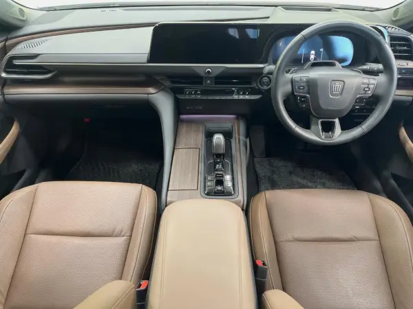 2024 Toyota Crown — photo 2 | Tuminion Kenya