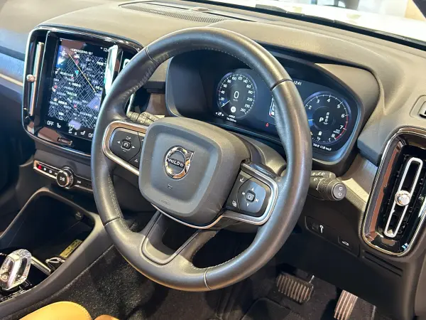 2021 Volvo Xc40 — photo 3 | Tuminion Kenya