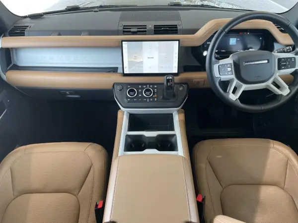 2025 Landrover Defender — photo 2 | Tuminion Kenya