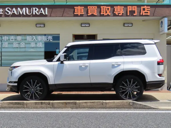 2025 Lexus Gx — photo 9 | Tuminion Kenya