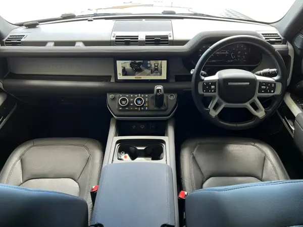 2023 Landrover Defender — photo 2 | Tuminion Kenya
