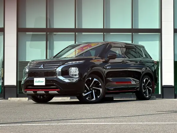 2023 Mitsubishi Outlander — photo 9 | Tuminion Kenya