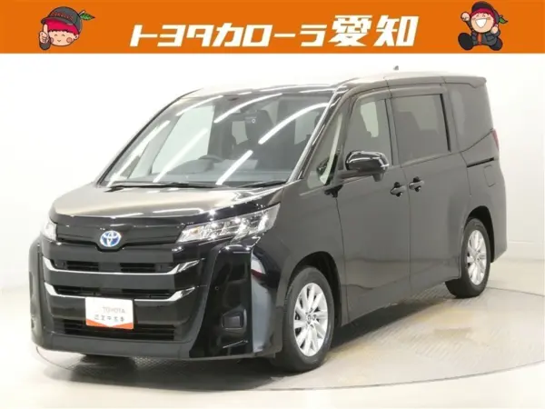 2023 Toyota Noah — photo 1