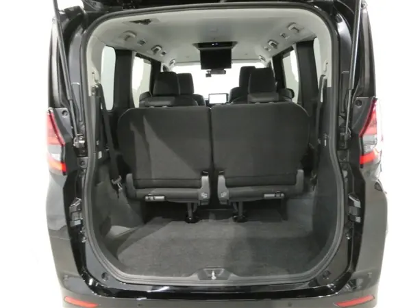 2023 Toyota Noah — photo 7 | Tuminion Kenya