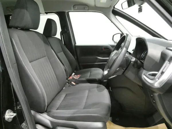 2023 Toyota Noah — photo 8 | Tuminion Kenya