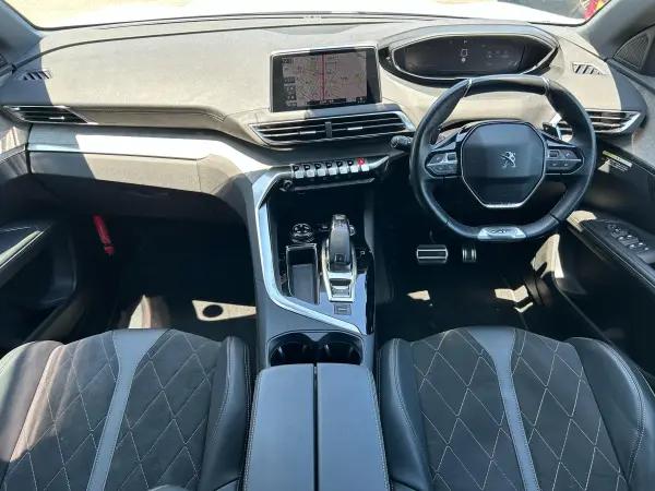 2020 Peugeot 5008 — photo 7 | Tuminion Kenya