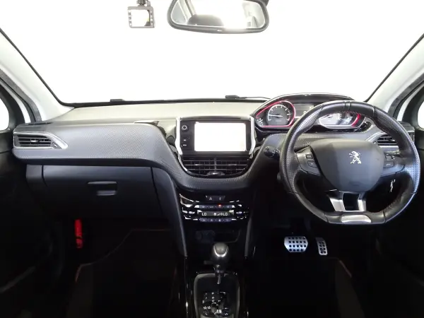 2018 Peugeot 2008 — photo 3 | Tuminion Kenya