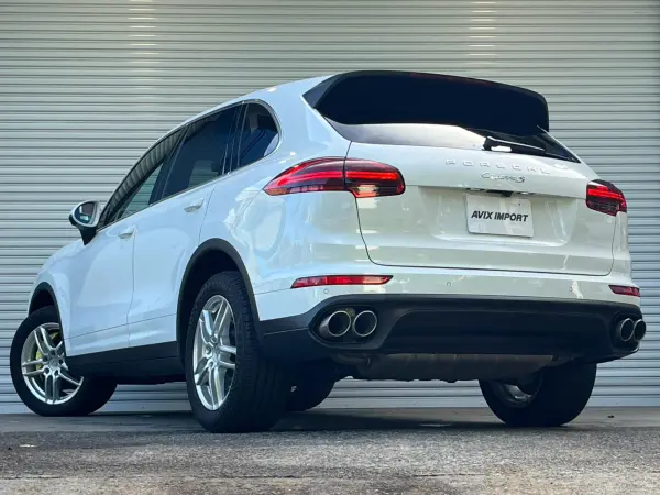 2018 Porsche Cayenne — photo 2 | Tuminion Kenya