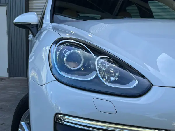 2018 Porsche Cayenne — photo 3 | Tuminion Kenya