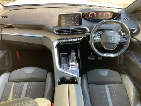 2021 Peugeot 5008 — photo 7 | Tuminion Kenya