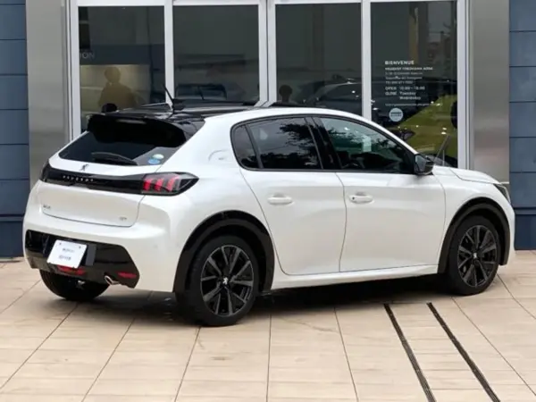 2021 Peugeot 208 — photo 2 | Tuminion Kenya