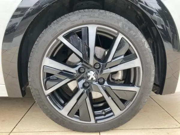 2021 Peugeot 208 — photo 9 | Tuminion Kenya
