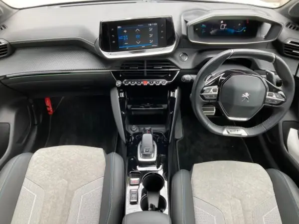 2021 Peugeot 208 — photo 3 | Tuminion Kenya
