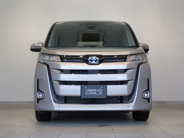 2024 Toyota Noah — photo 9 | Tuminion Kenya