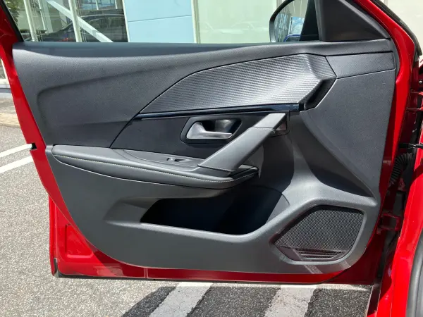 2020 Peugeot 208 — photo 8 | Tuminion Kenya