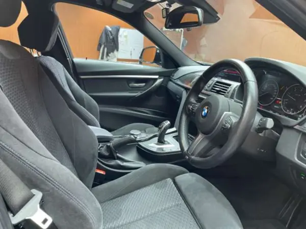 2018 Bmw 3 Series — photo 3 | Tuminion Kenya