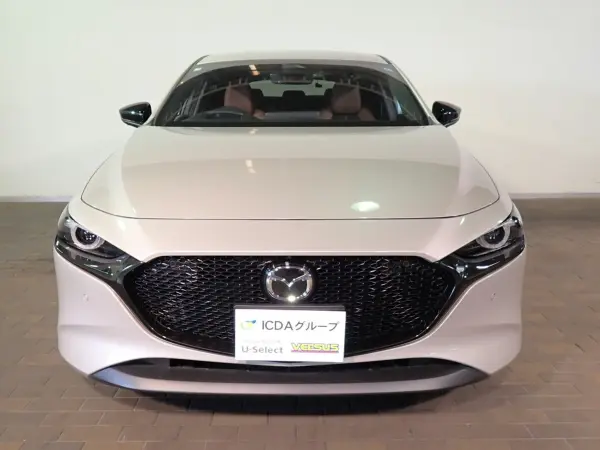 2025 Mazda 3 Fastback — photo 8 | Tuminion Kenya