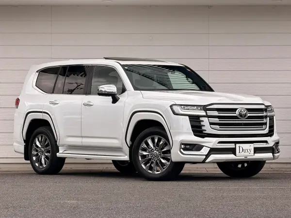 2025 Toyota Landrcuiser 300 — photo 8 | Tuminion Kenya