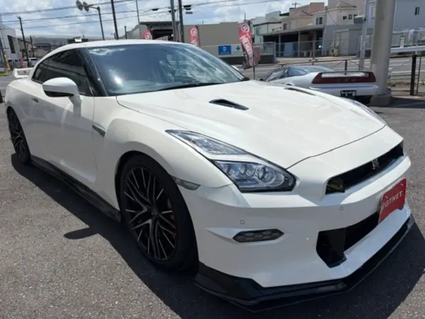 2025 Nissan Gt-r — photo 3 | Tuminion Kenya