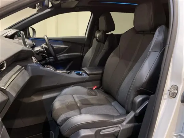 2020 Peugeot 5008 — photo 3 | Tuminion Kenya