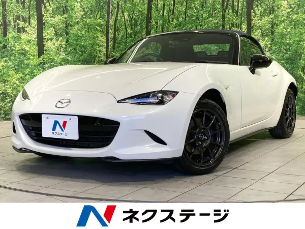 2022 Mazda Roadster — photo 1