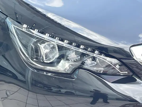 2020 Peugeot 308 — photo 8 | Tuminion Kenya