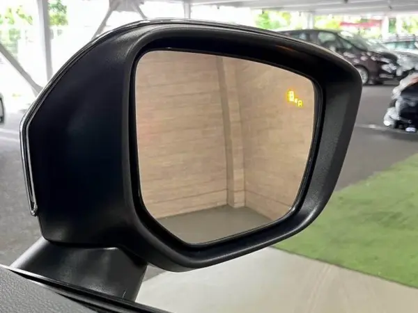 2020 Mitsubishi Eclipse Cross — photo 8 | Tuminion Kenya