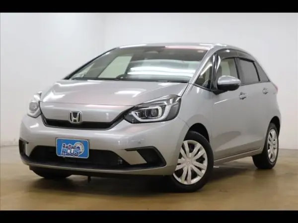 2021 Honda Fit — photo 8 | Tuminion Kenya