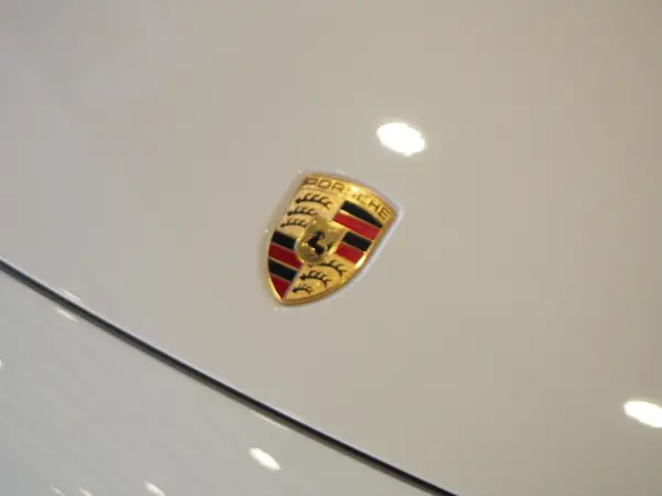 2021 Porsche Cayenne — photo 7 | Tuminion Kenya