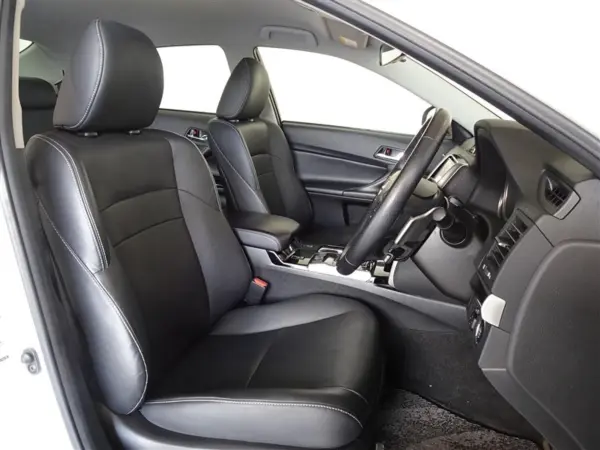 2019 Toyota Mark  X — photo 7 | Tuminion Kenya