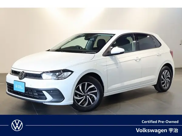 2025 Volkswagen Polo — photo 1