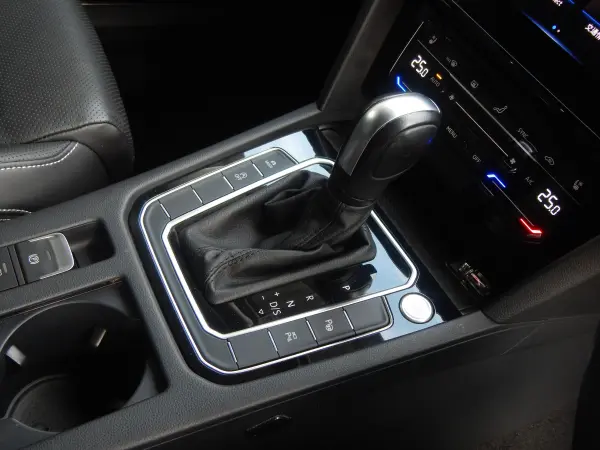2024 Volkswagen Passat — photo 9 | Tuminion Kenya