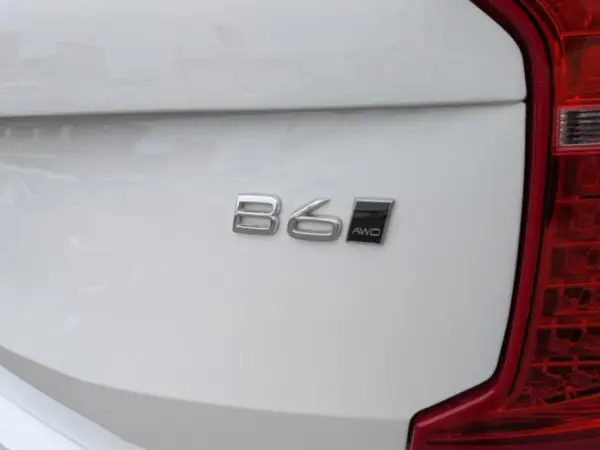 2021 Volvo Xc90 — photo 8 | Tuminion Kenya