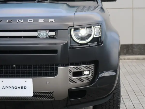 2024 Landrover Defender — photo 9 | Tuminion Kenya