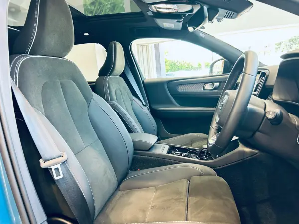2024 Volvo Xc40 — photo 9 | Tuminion Kenya