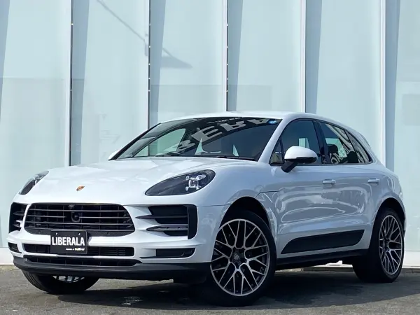 2020 Porsche Macan — photo 8 | Tuminion Kenya