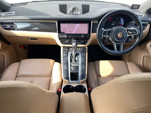 2020 Porsche Macan — photo 2 | Tuminion Kenya