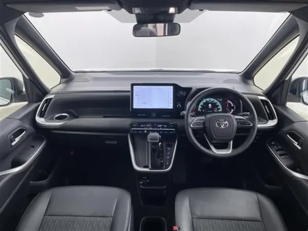 2025 Toyota Noah — photo 2 | Tuminion Kenya
