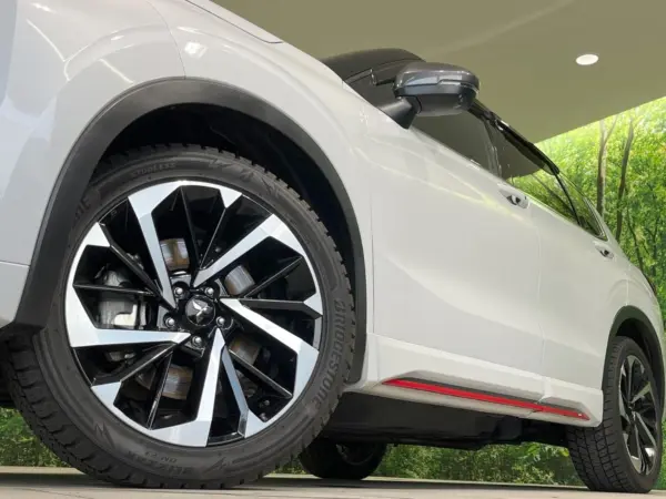 2022 Mitsubishi Outlander — photo 8 | Tuminion Kenya